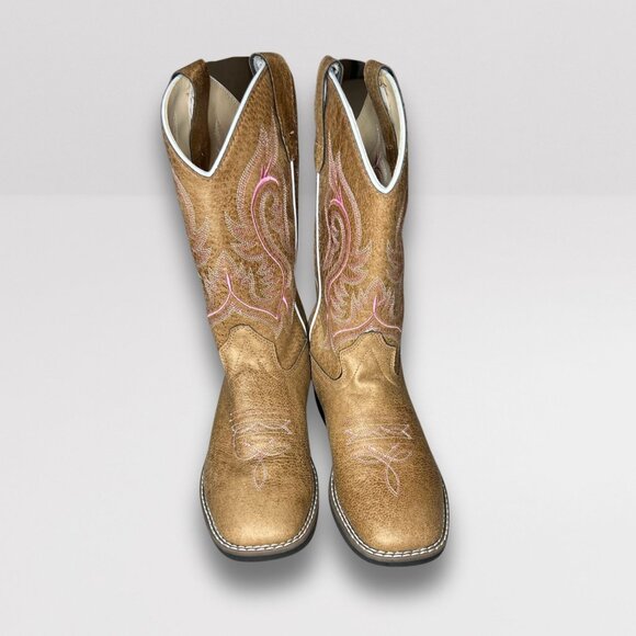 Shyanne Madison Faux Leather Western Boots Size 4 Gold With Pink Embroidery Made - Picture 3 of 6